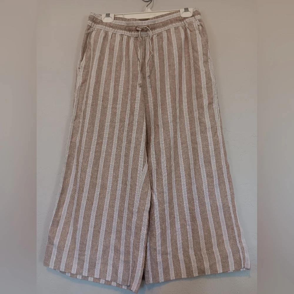 Banana Republic Linen Blend Capri Pants‎ Women Tan SzM Resortwear Vacation